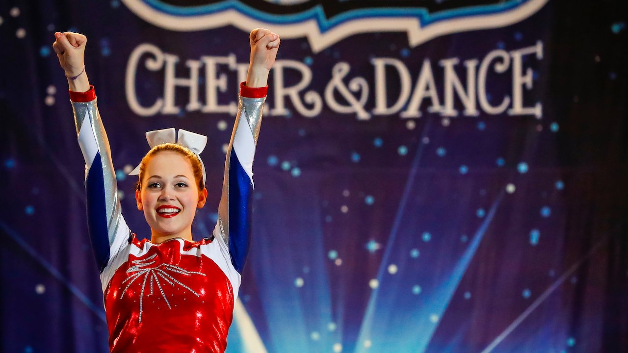 Des Pom Pom Girl En Or Des pom-pom girls en or | Netflix