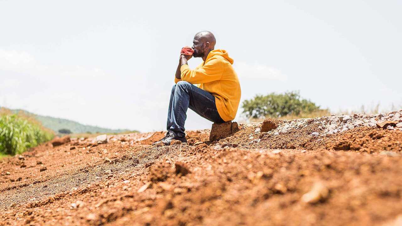 The Girl in the Yellow Jumper Netflix