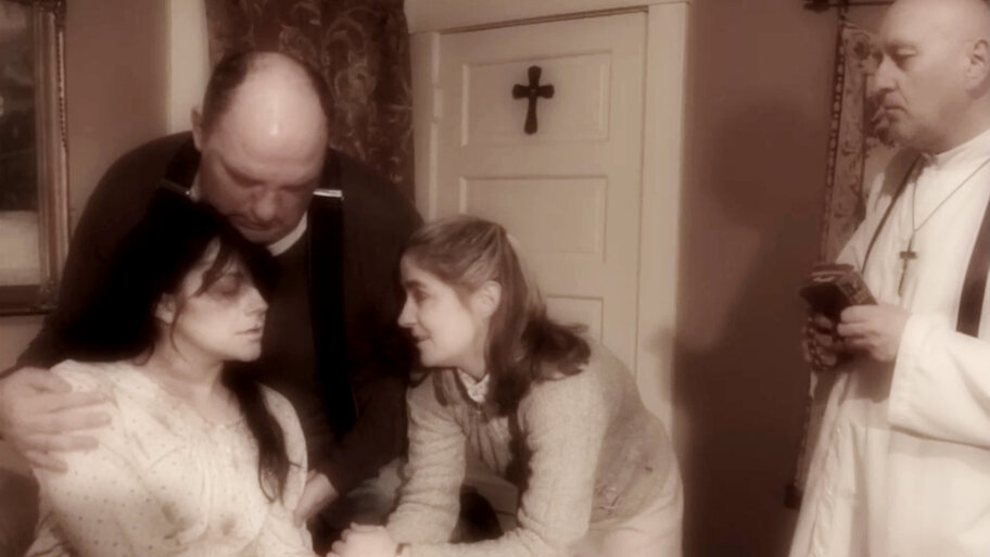 Watch Anneliese: The Exorcist Tapes | Netflix