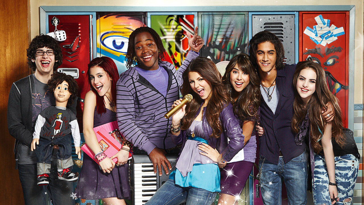 why is season 2 of victorious not on netflix